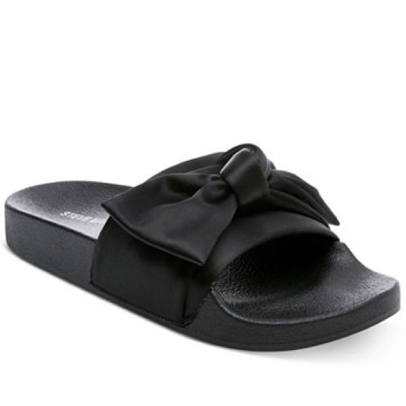fabricación hábil novísimo selección nueva selección Steve Madden Shoes | New Silky Slide Sandal Black Bow Sz 7 | Poshmark fabricación hábil novísimo selección nueva selección Steve Madden Shoes | New Silky Slide Sandal Black Bow Sz 7 | Poshmark